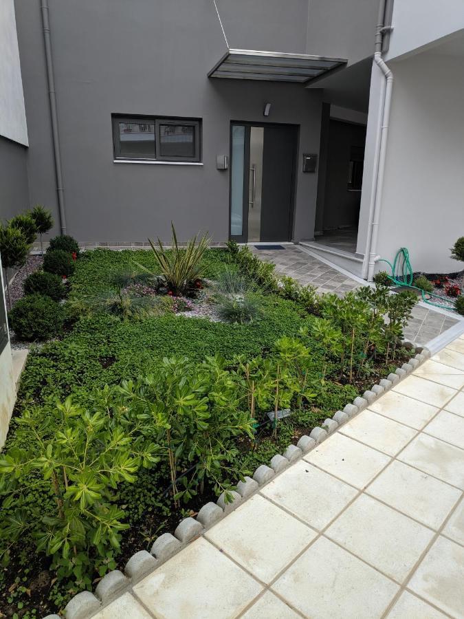 Stylish Ground Floor Maisonette ヴォロス エクステリア 写真