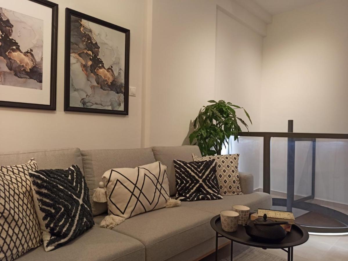 Stylish Ground Floor Maisonette ヴォロス エクステリア 写真