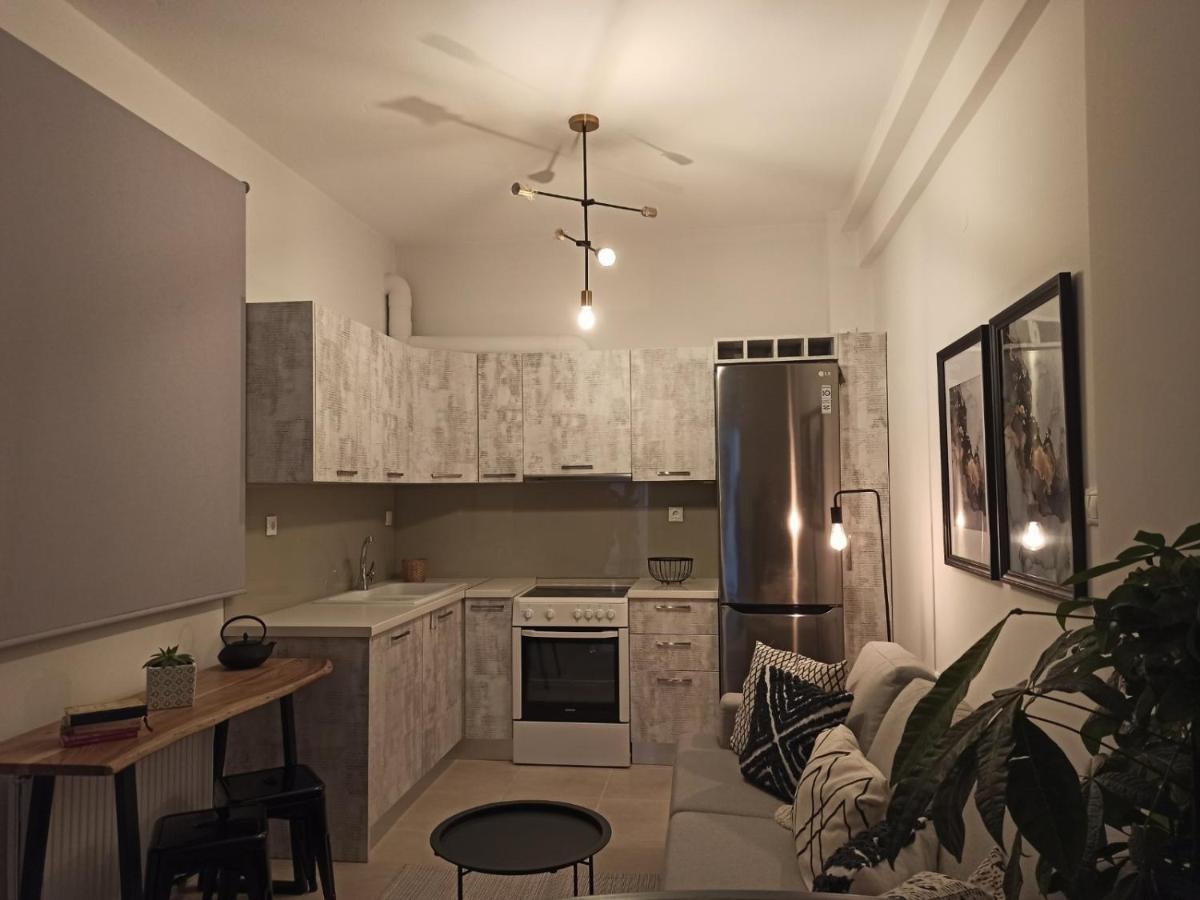 Stylish Ground Floor Maisonette ヴォロス エクステリア 写真