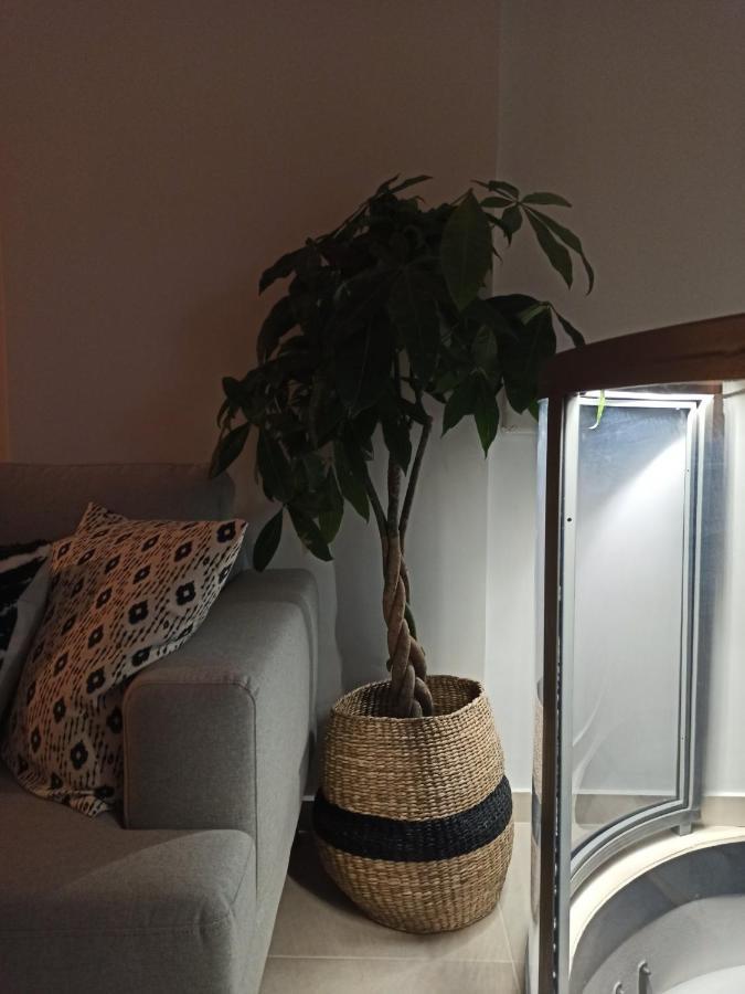 Stylish Ground Floor Maisonette ヴォロス エクステリア 写真